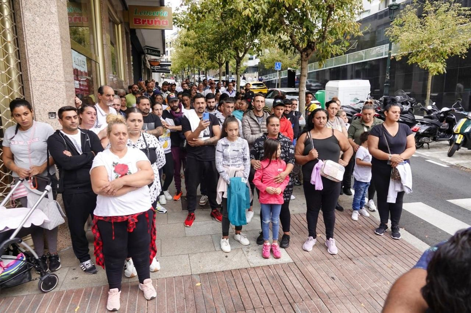Familiares y amigos de las víctimas piden justicia. // Vicente Alonso