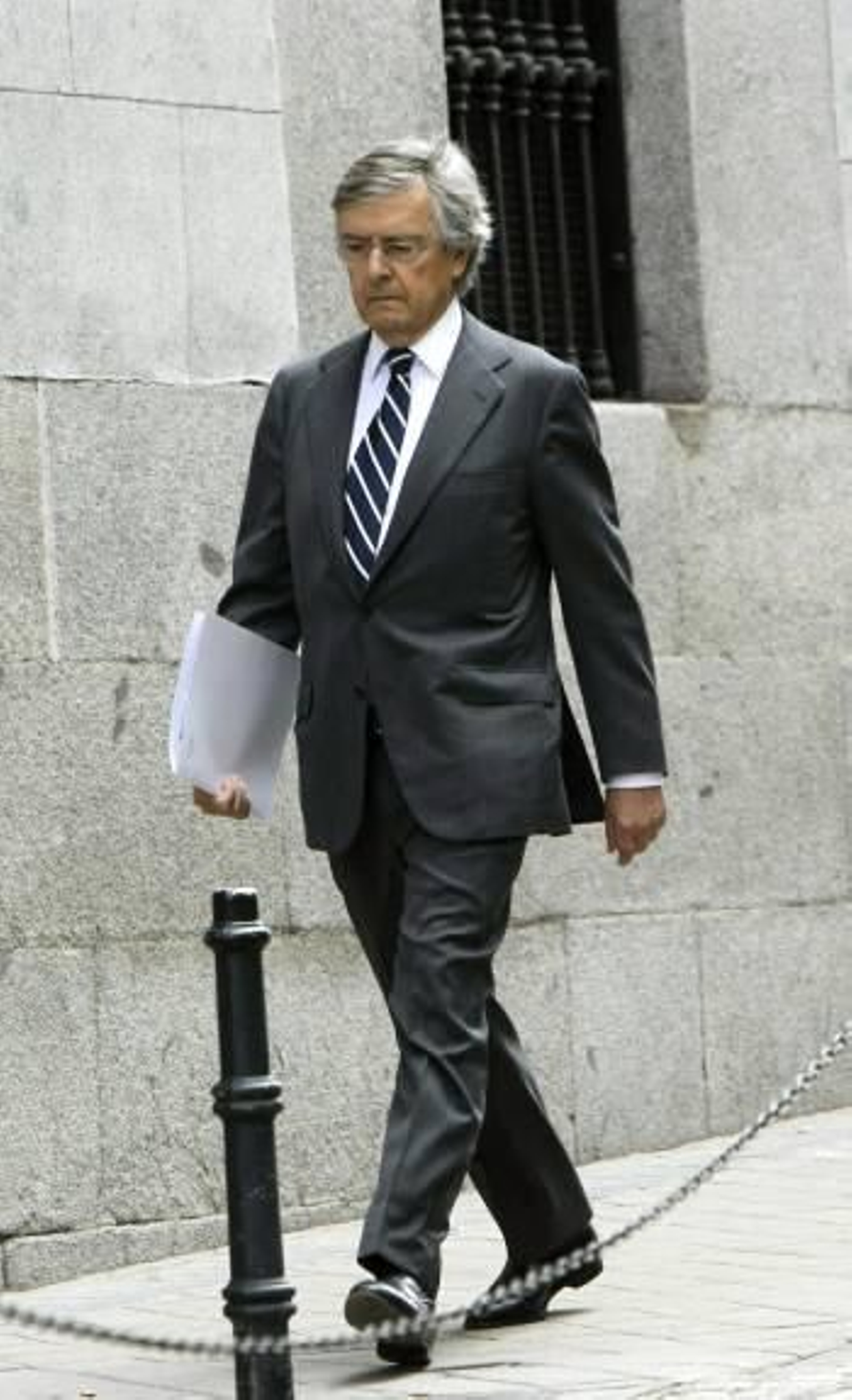 El exdiputado Jorge Trías a su llegada a la Audiencia Nacional. (Foto: KIKO HUESCA)