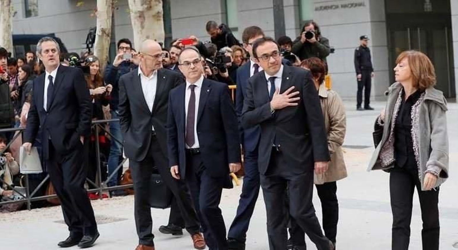 Varios exconsellers llegan a la Audiencia Nacional el día 2 de noviembre.