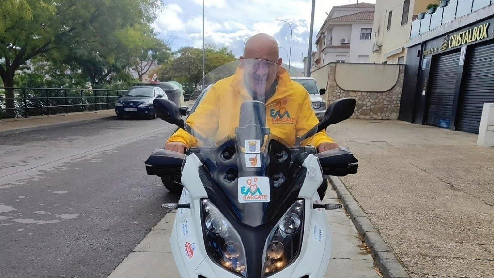 El vasco Prudencio Macías, en su moto.