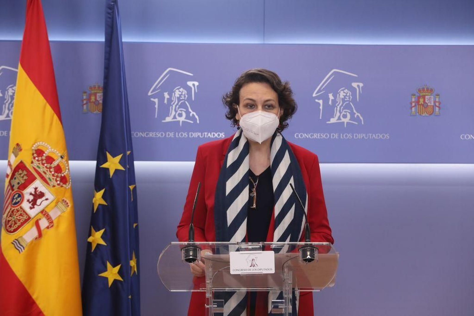 La presidenta de la mesa del Pacto de Toledo, Magdalena Valerio, durante la rueda de prensa en el Congreso.