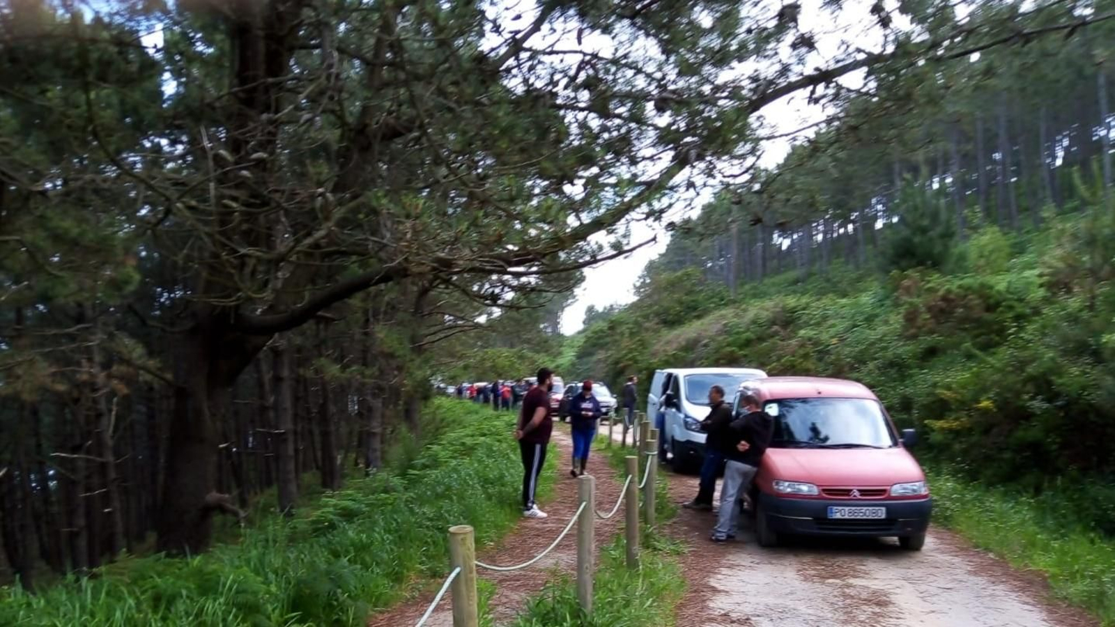 Percebeiros de Cangas se enfrentan a mejilloneros de Arousa