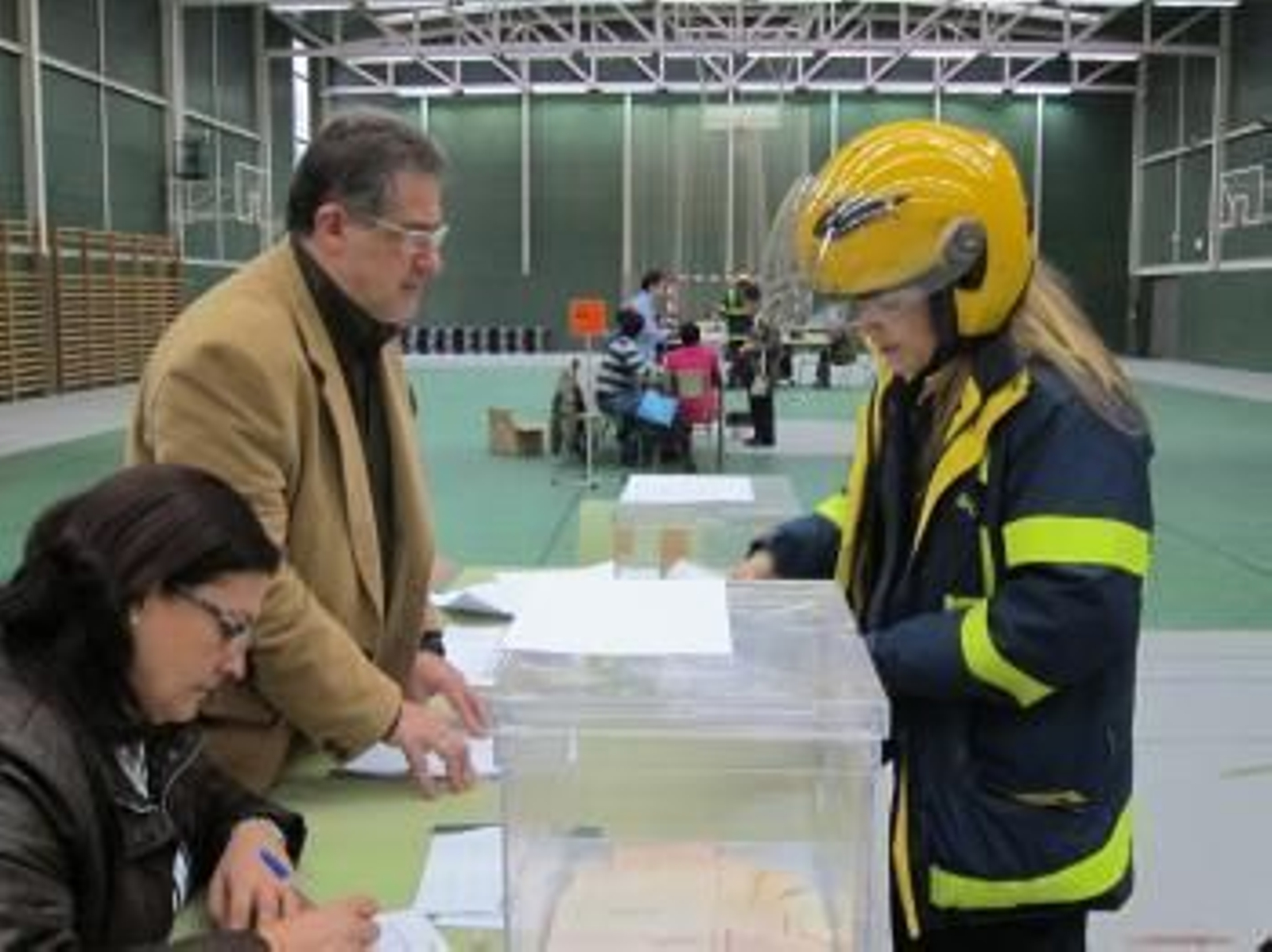 Correos entregó, hasta el 15 de octubre, un total de 34.030 solicitudes de voto por correo en las delegaciones provinciales de la Oficina del Censo Electoral en Galicia