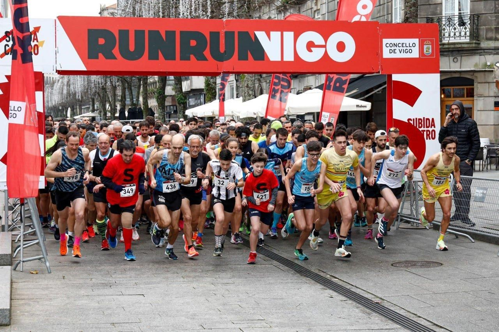 Momento de la salida de la carrera.