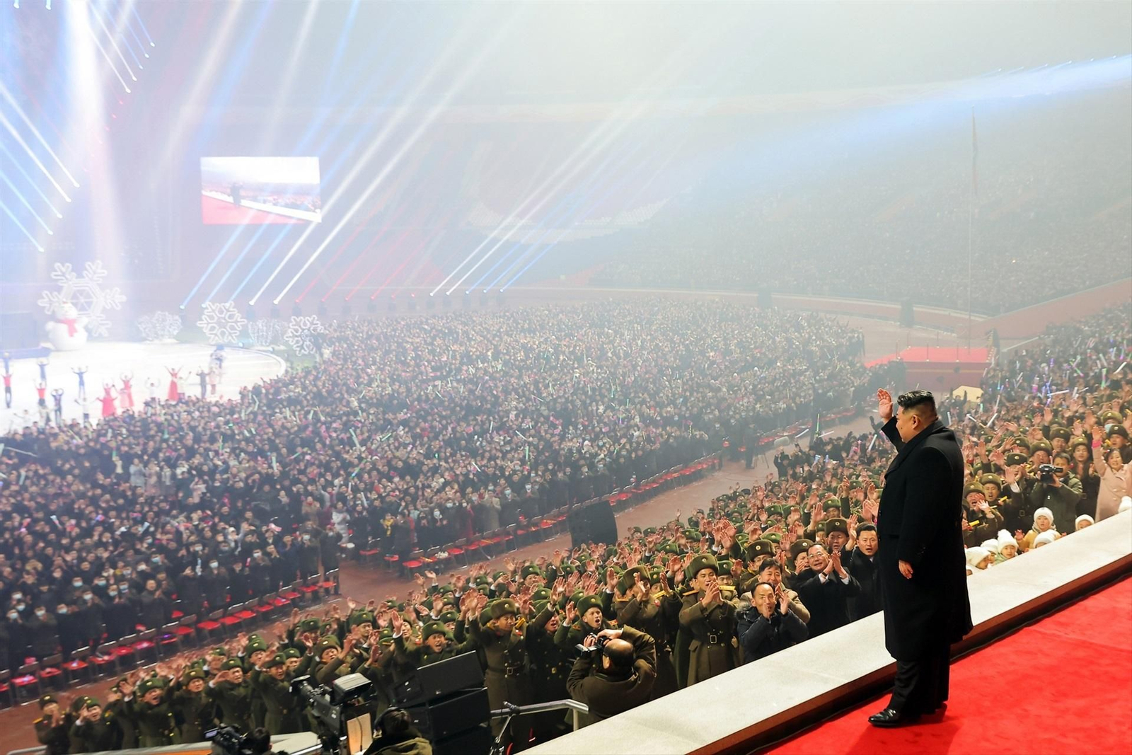 En Corea del Norte lo celebran con una recepción masiva a su líder.