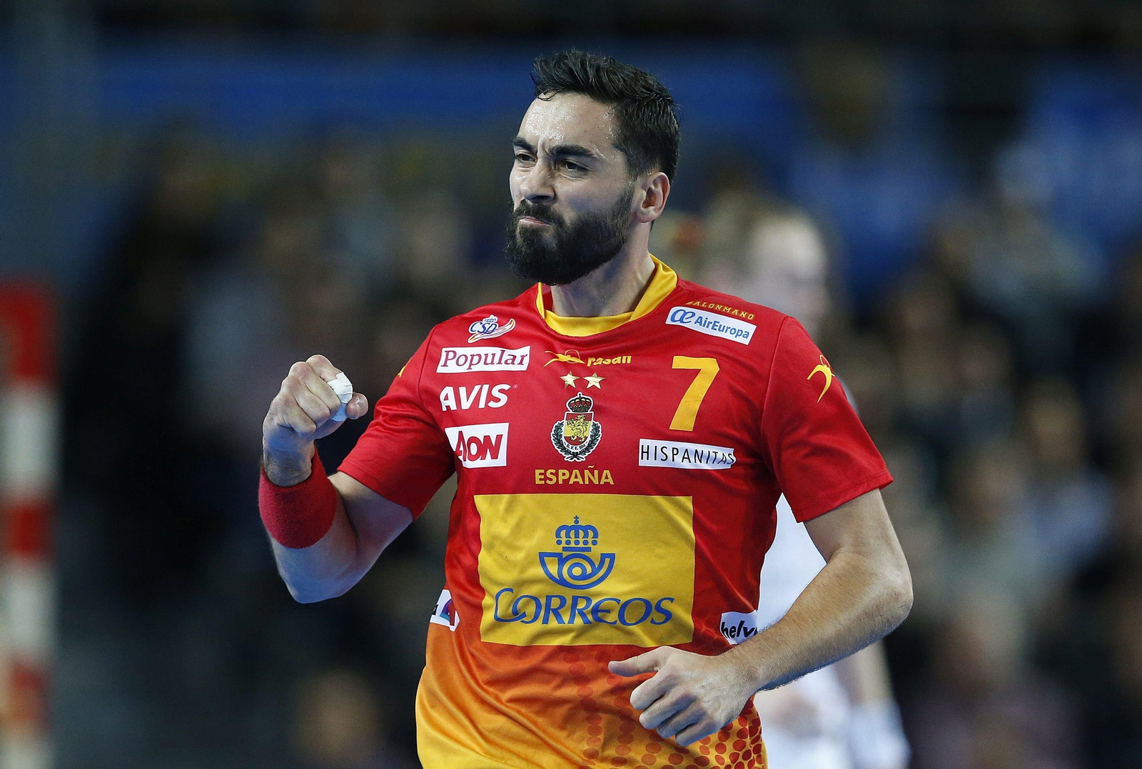 Valero Rivera celebra uno de sus goles en el partido ante Islandia.