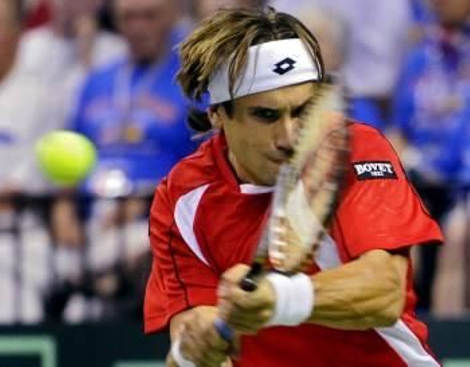 David Ferrer devuelve una bola contra el americano Fish (Foto: LARRY W. SMITH)