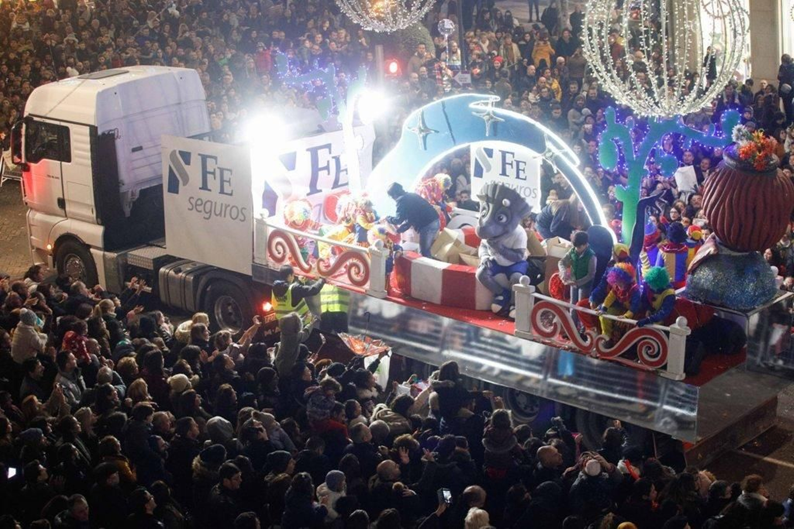 La Cabalgata de los Reyes Magos en Vigo - Adrián 13