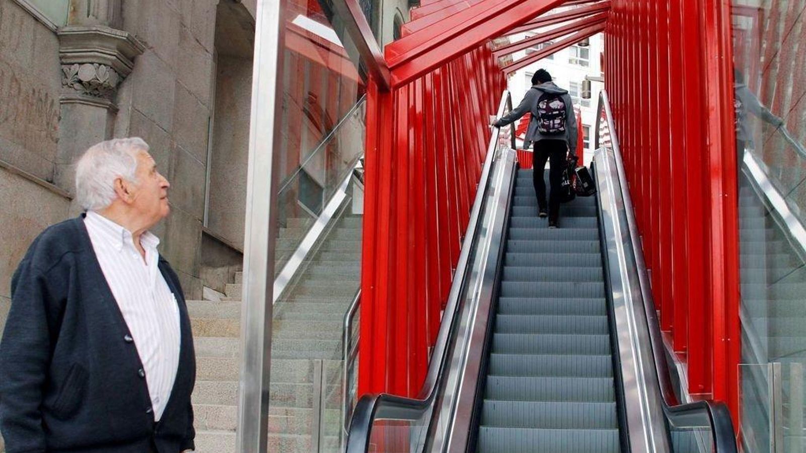 El primer tramo de las escaleras de Segunda República se inauguró en enero de 2015.
