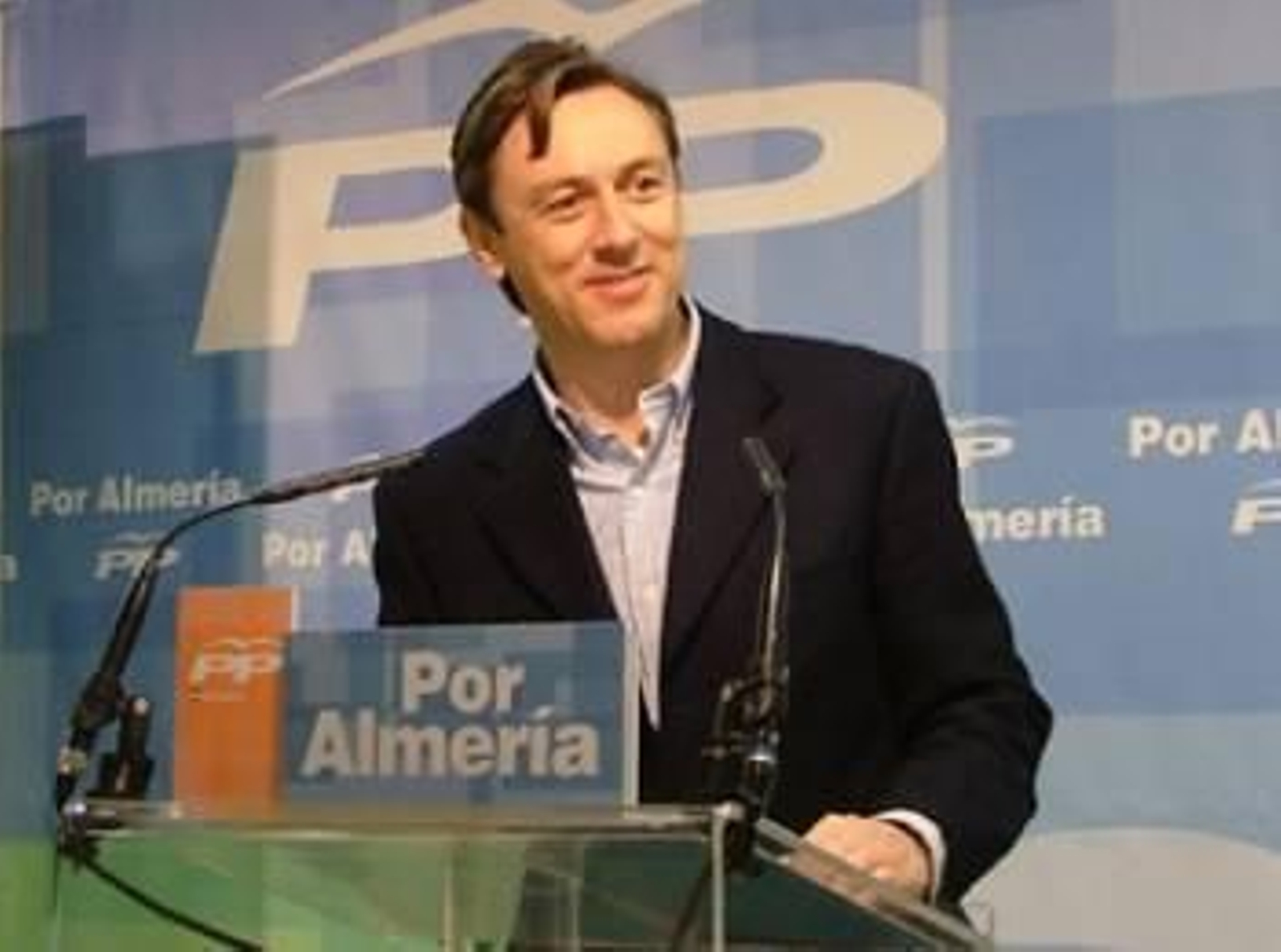 El portavoz de Inmigración del PP, Rafael Hernando.
