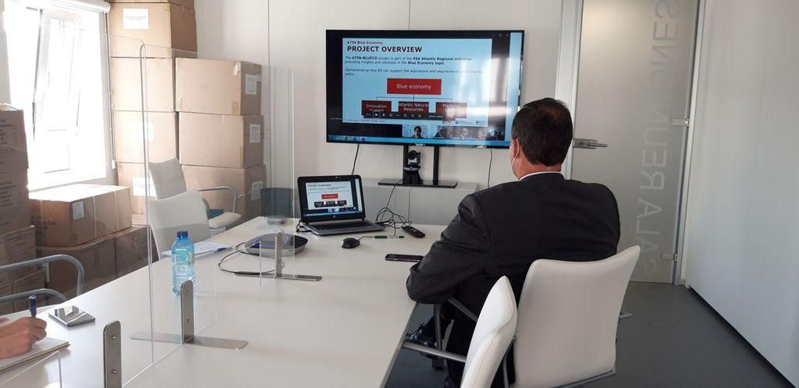 El representante del Puerto, en la conexión.