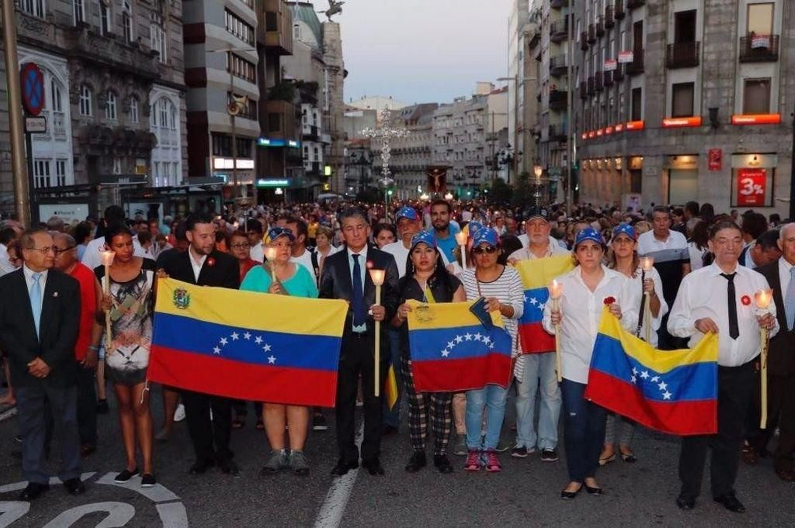 Caen en Vigo en picado los rumanos y se disparan los venezolanos