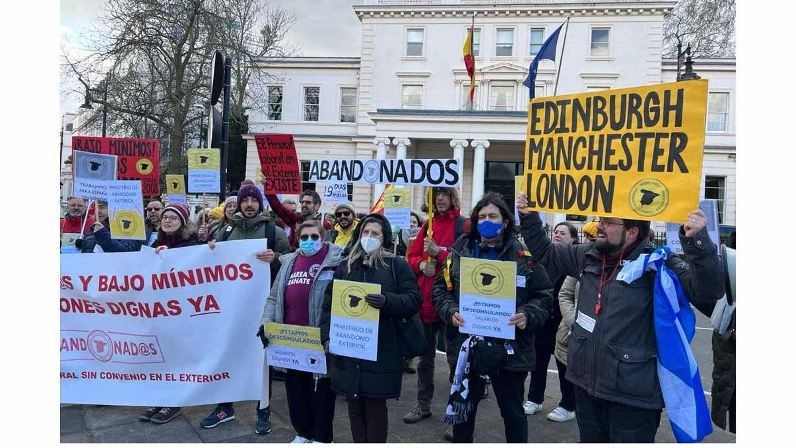 Concentración delante de la Embajada de España en Londres