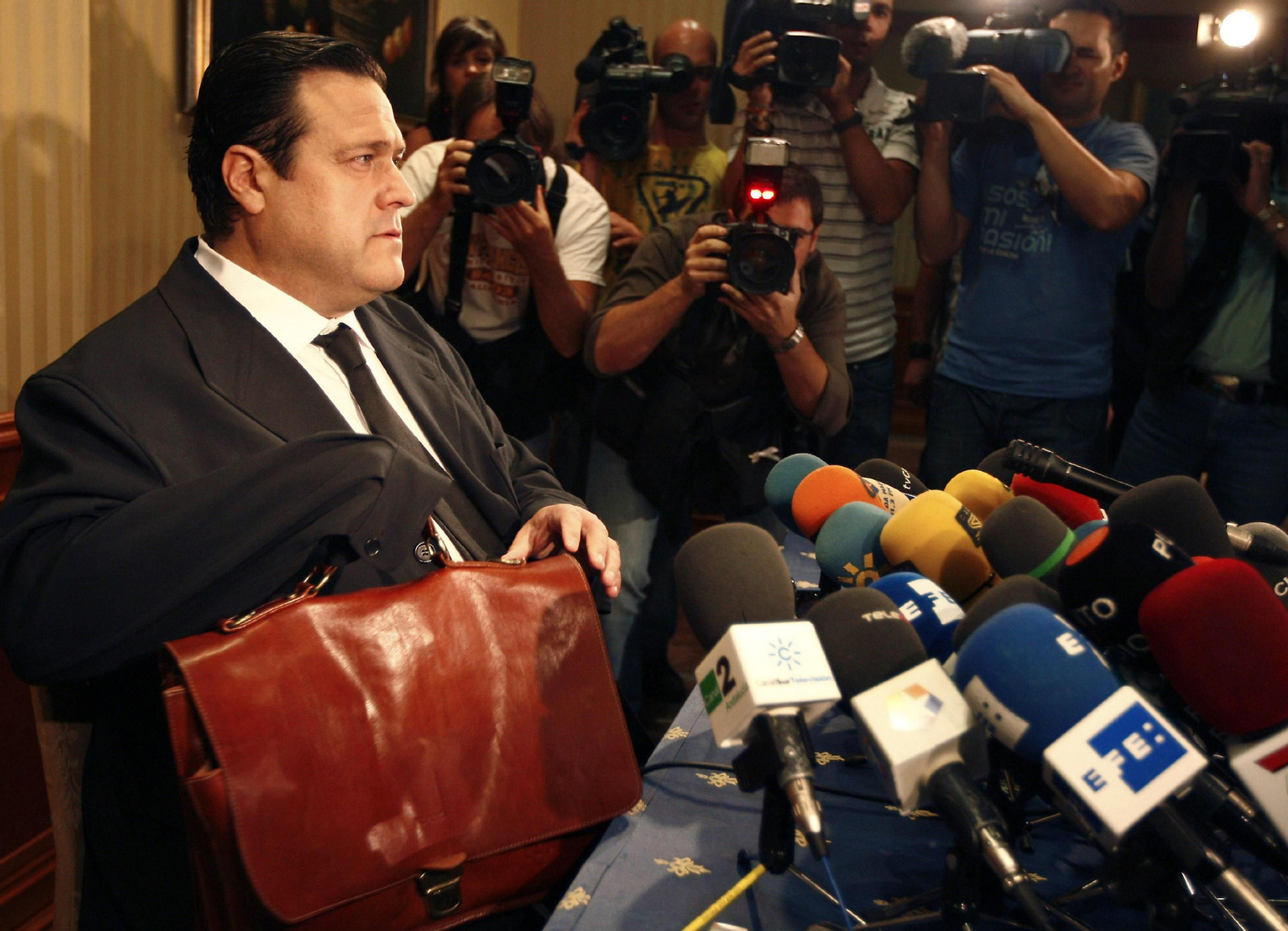 El abogado de El Solitario.