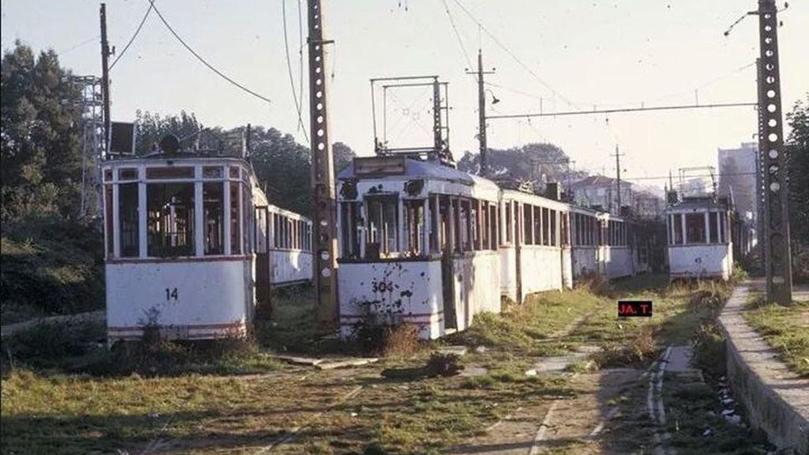 Los tranvias originales en Florida y un montaje en Travesas.