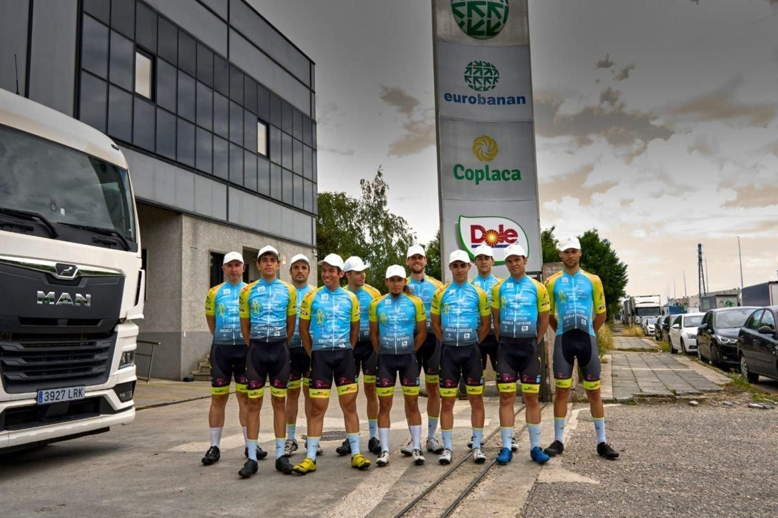 El Team Oiense debuta mañana en Fuenlabrada tras confeccionar una plantilla amplia para este curso.
