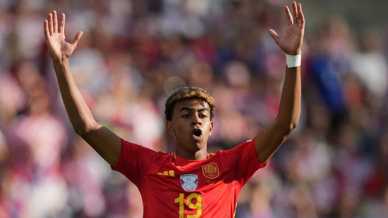 Lamine Yamil, ante Croacia.