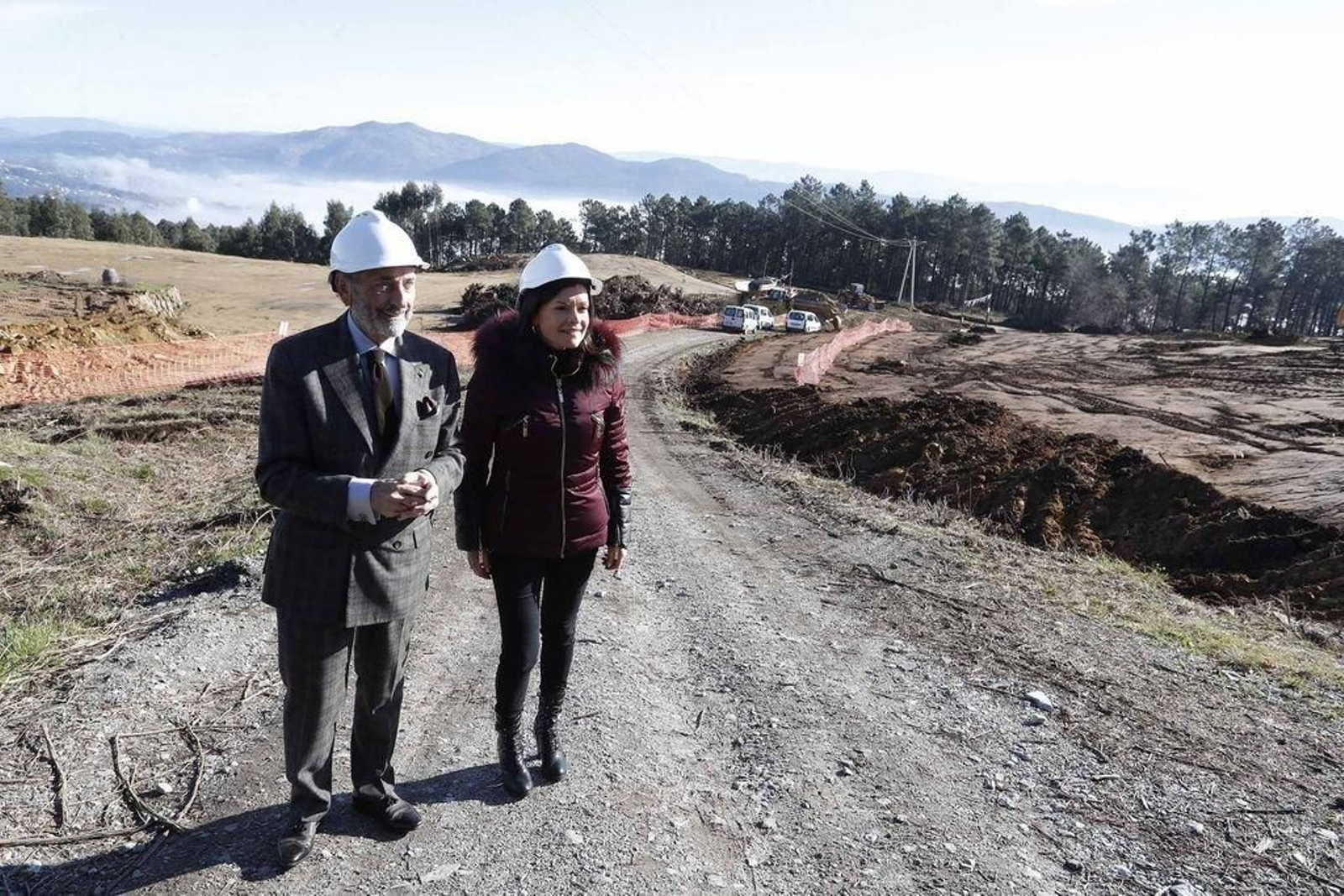 Carlos Mouriño y Nidia Arévalo, en el momento del arranque de las obras de la primera fase.