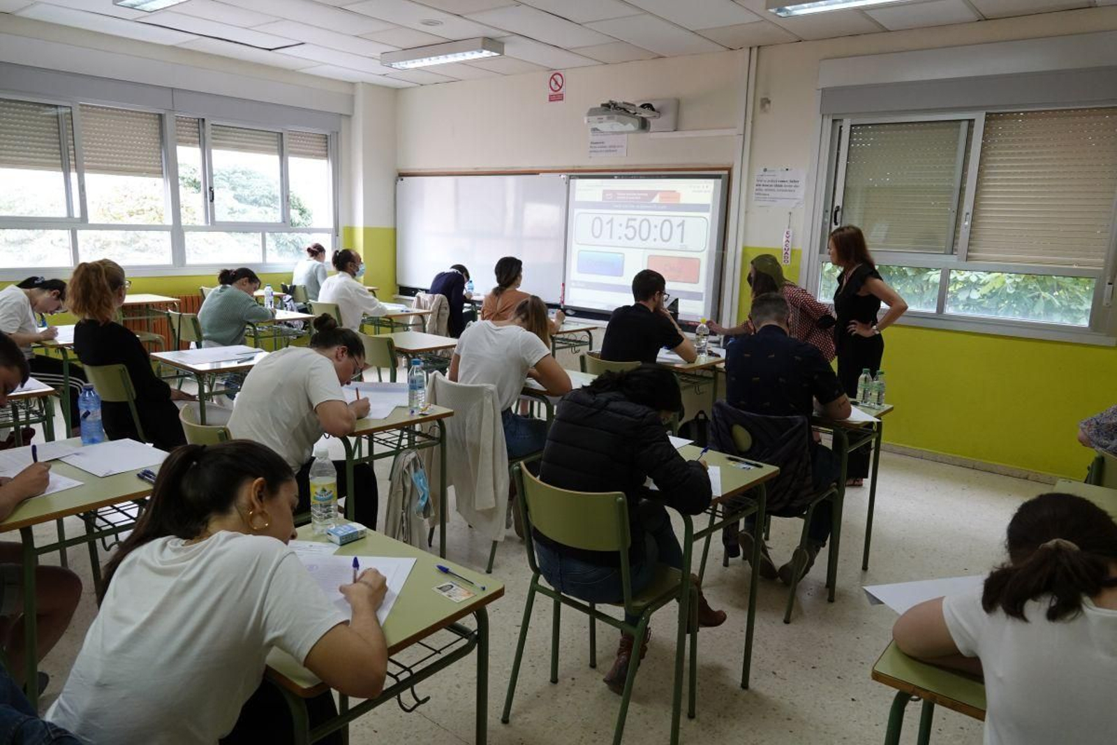 Imagen de archivo de oposiciones de educación celebradas en Vigo.