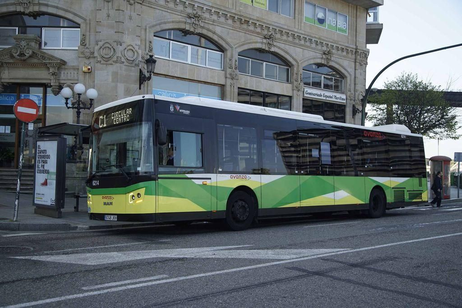 Un Vitrasa pululando por la ciudad