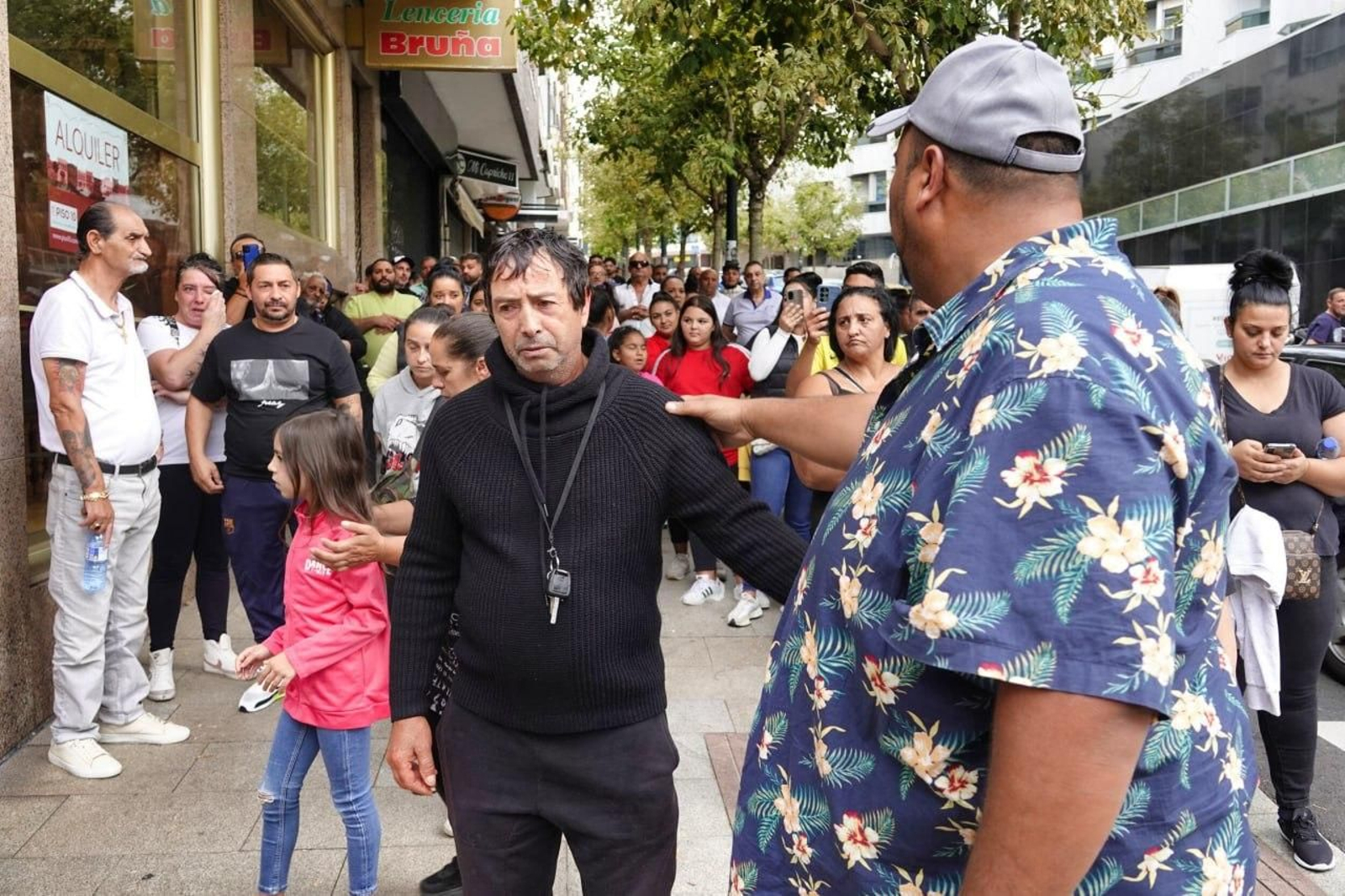 Familiares y amigos de las víctimas piden justicia. // Vicente Alonso