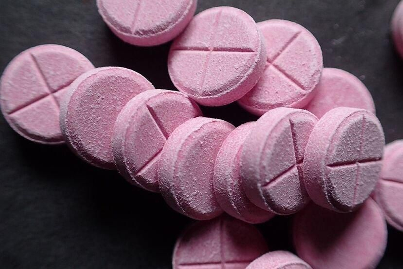 Imagen para representar la cocaína rosa. // Pixabay