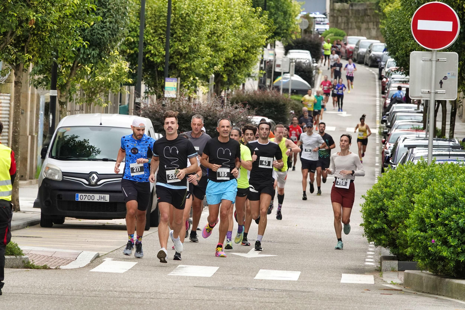El pelotón en la carrera solidaria de Avempo por la Esclerosis Múltiple.