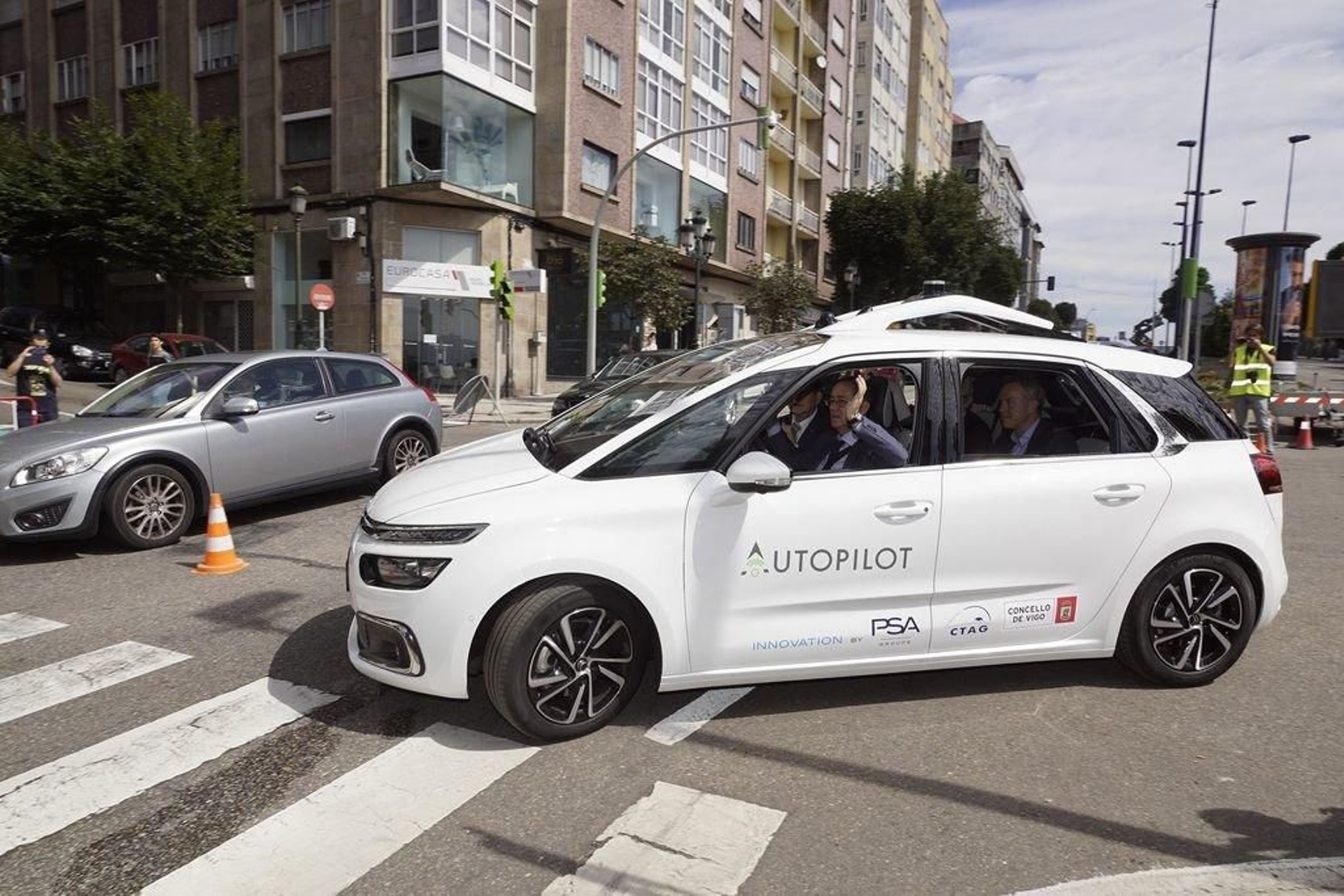 Imagen de archivo de un coche autónomo en pruebas en Vigo.