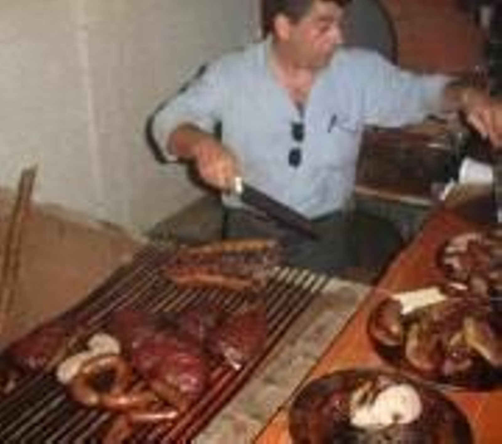 En la imagen, miembros del colectivo en las parrillas.