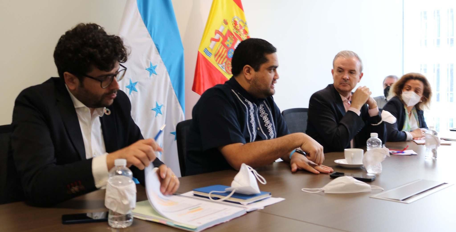 El director de la Agencia Española de Cooperación Internacional para el Desarrollo (AECID), Antón Leis, en Honduras