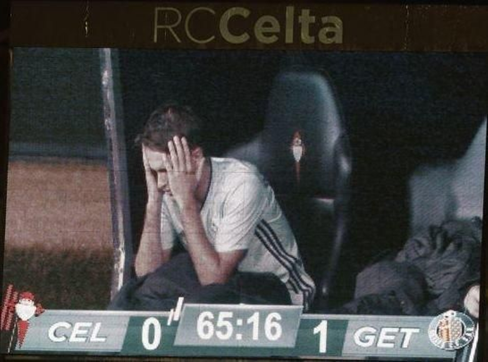 La imagen de desolación de Denis en los vídeo marcadores.