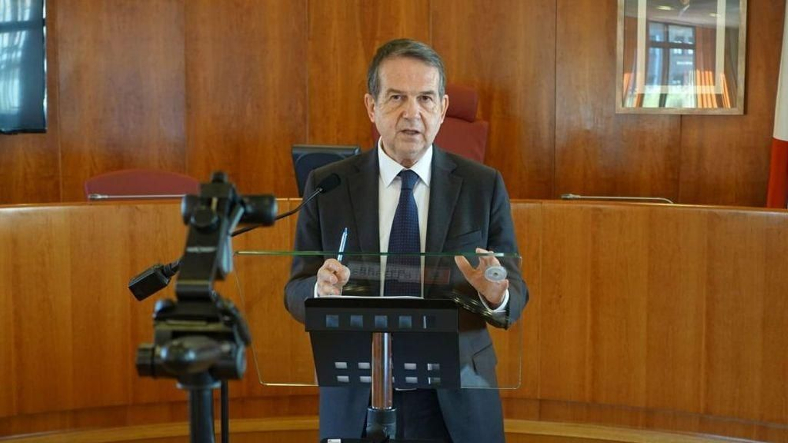 Caballero insistió en que no hay límite presupuestario para política social.