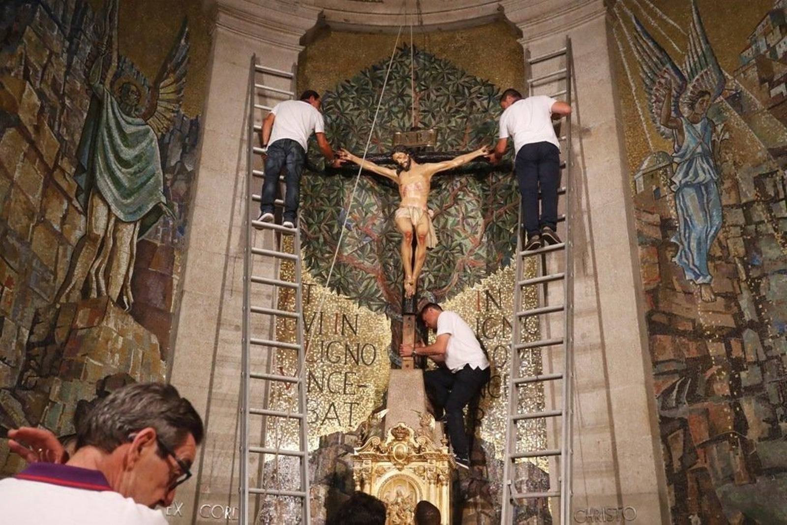 Descendimiento del Cristo de la Victoria _ JV Landín 019