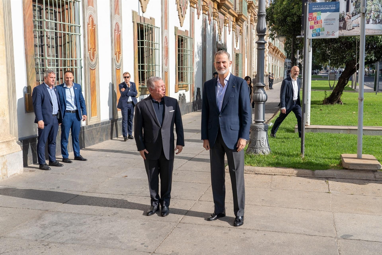 Los monarcas de España y Jordania durante su participación en el Proceso de Aqaba.