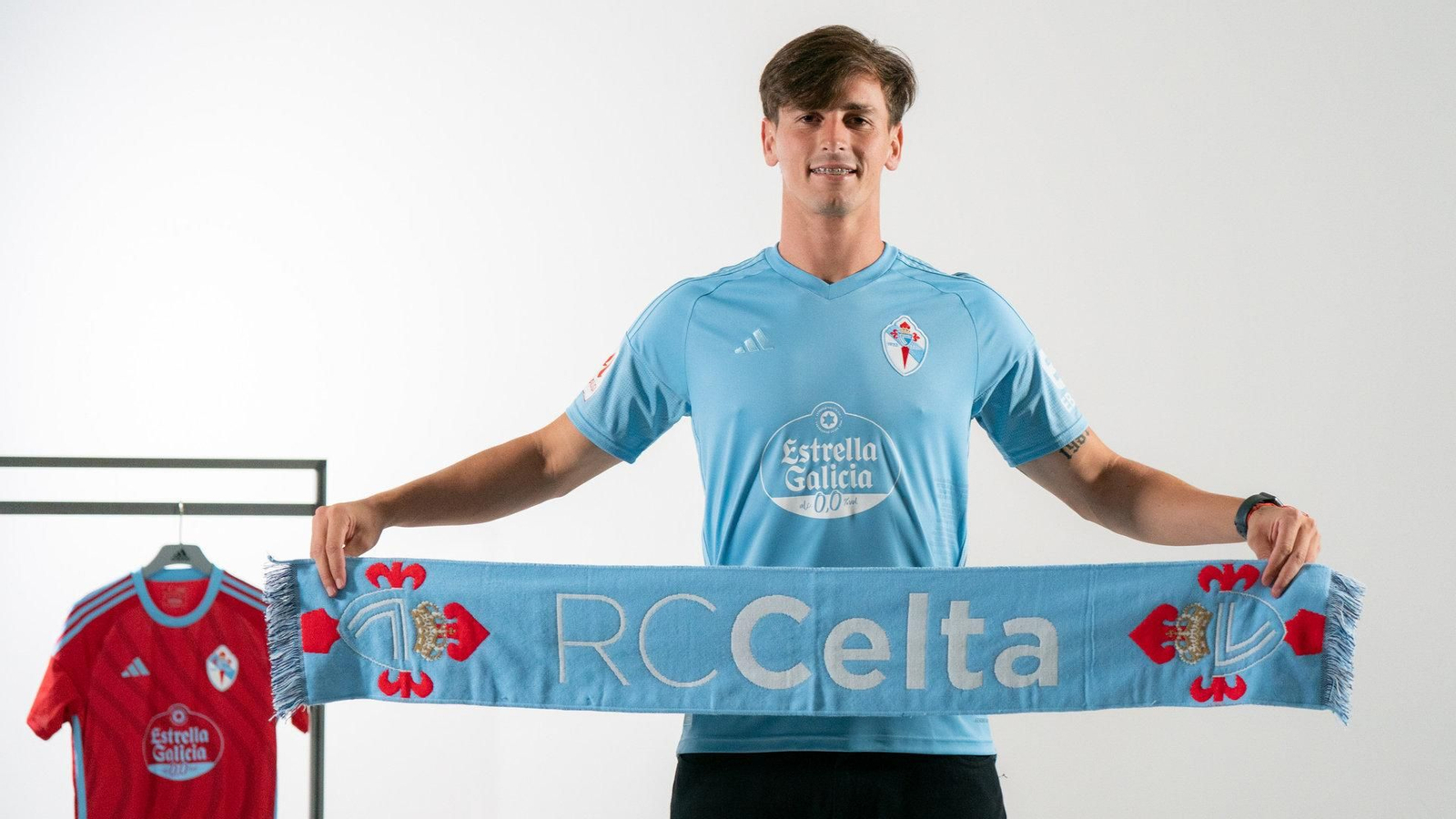 Tadeo Allende con la camiseta del Celta. // Celta