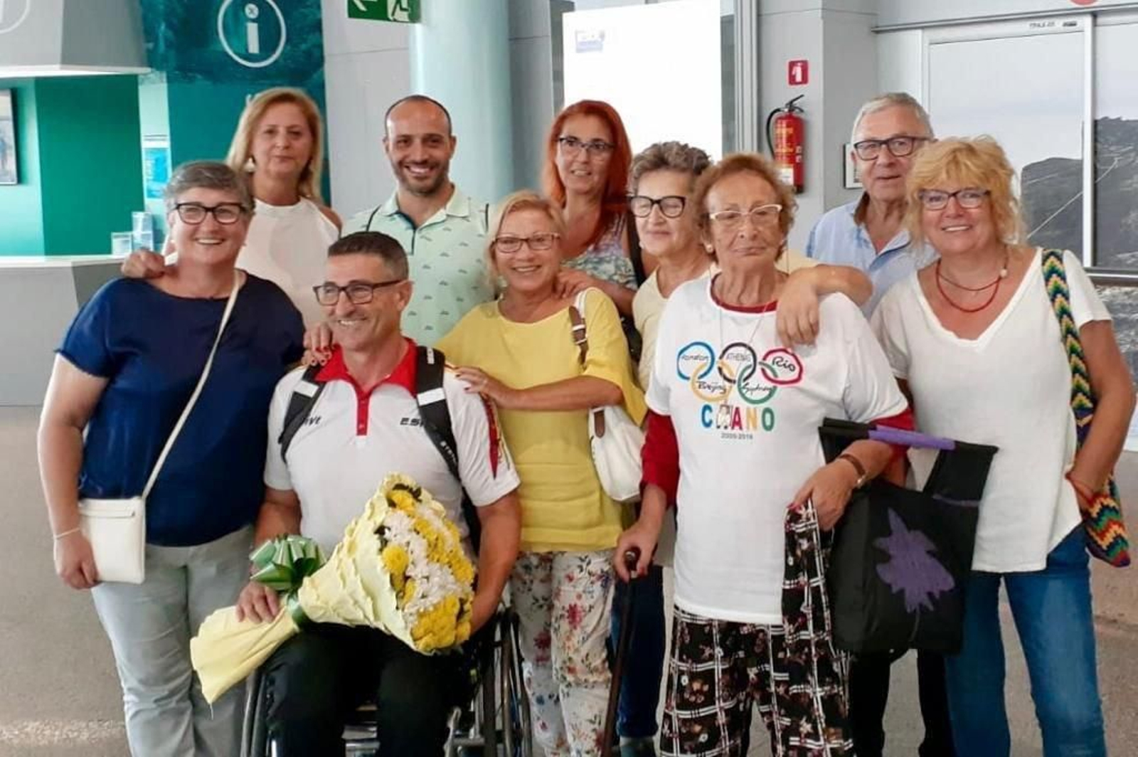 Chano Rodríguez fue recibido ayer a su llegada a Peinador.