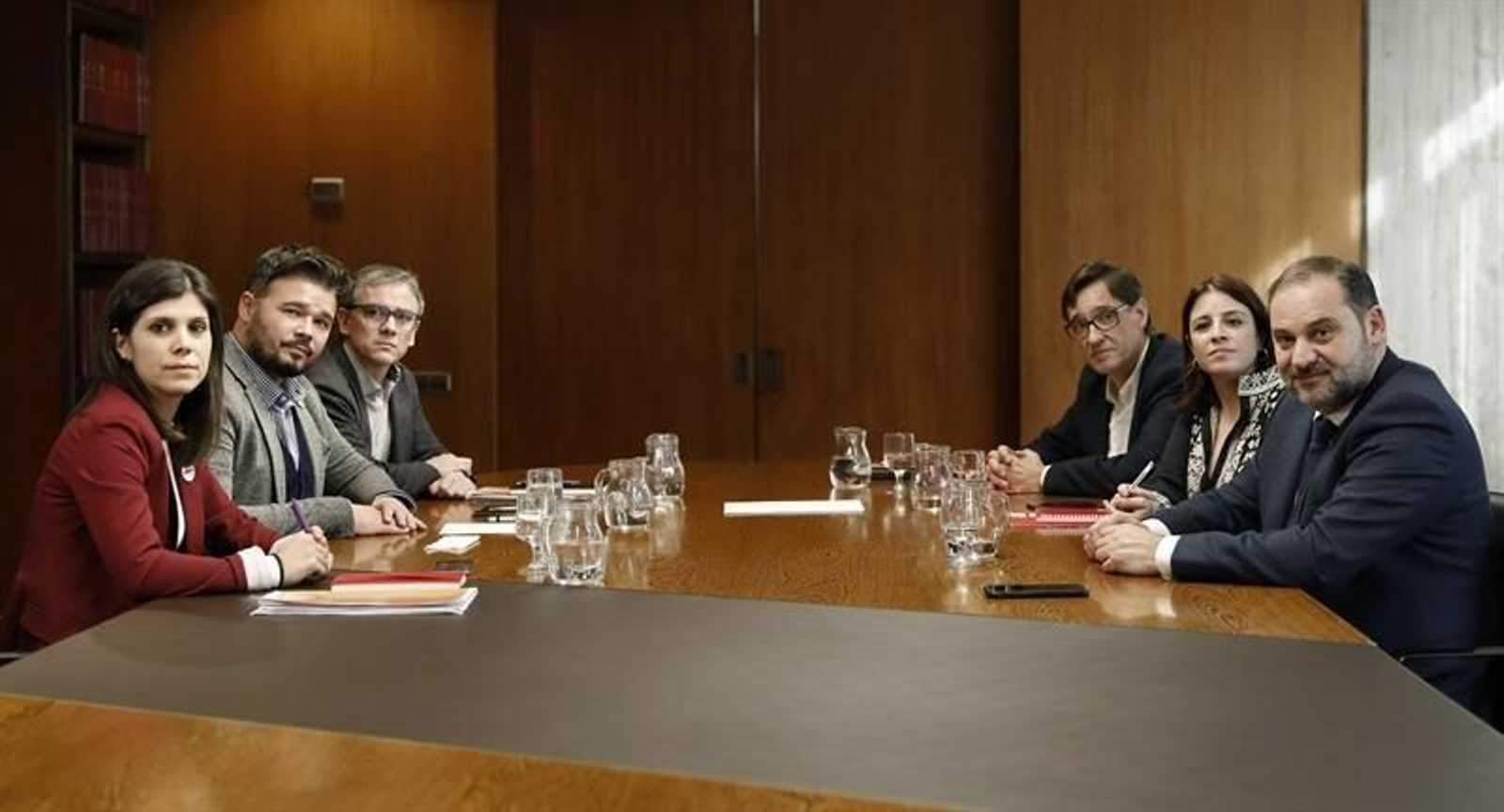 Reunión entre PSOE y ERC para la investidura