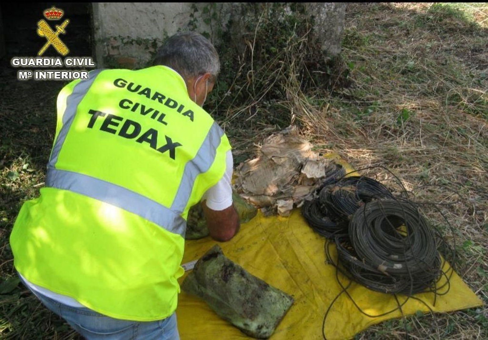 El material estaba en el bajotecho y se encontraba en muy mal estado de conservación.