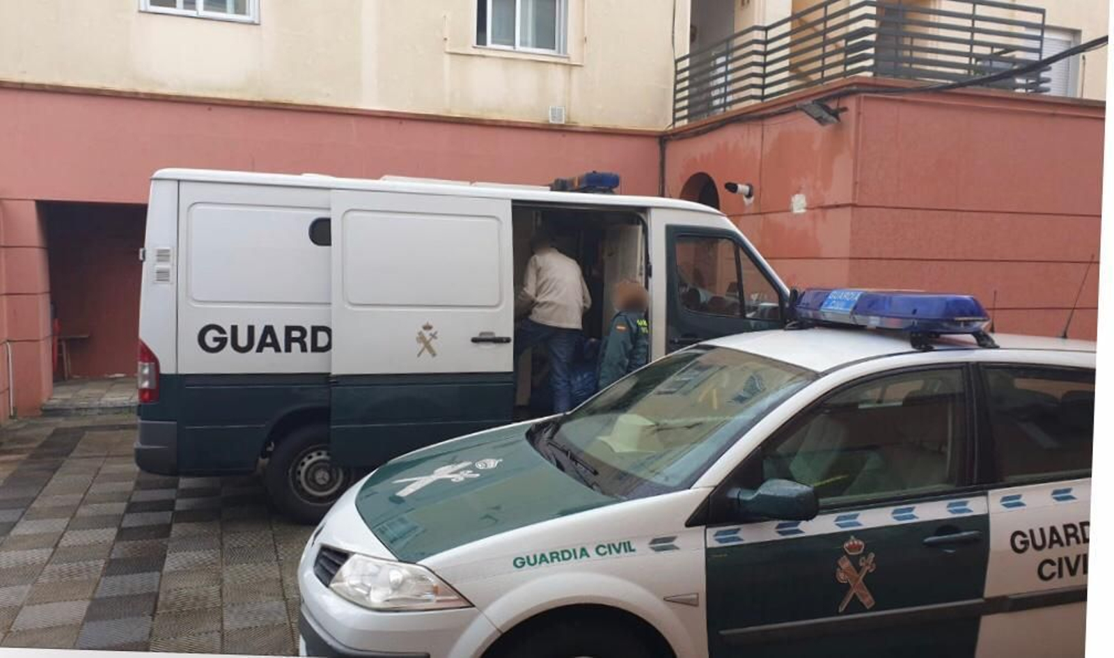Guardia Civil en Cangas