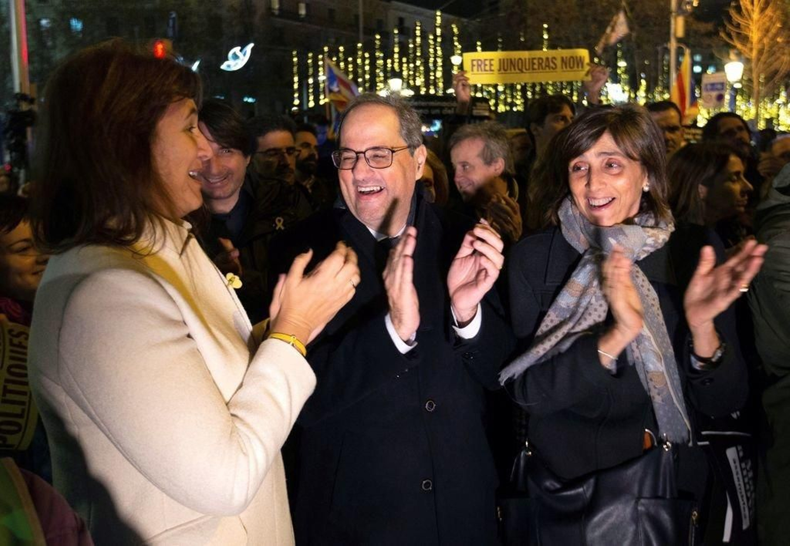 Torra celebra la decisión de la justicia europea en una concentración en Barcelona.