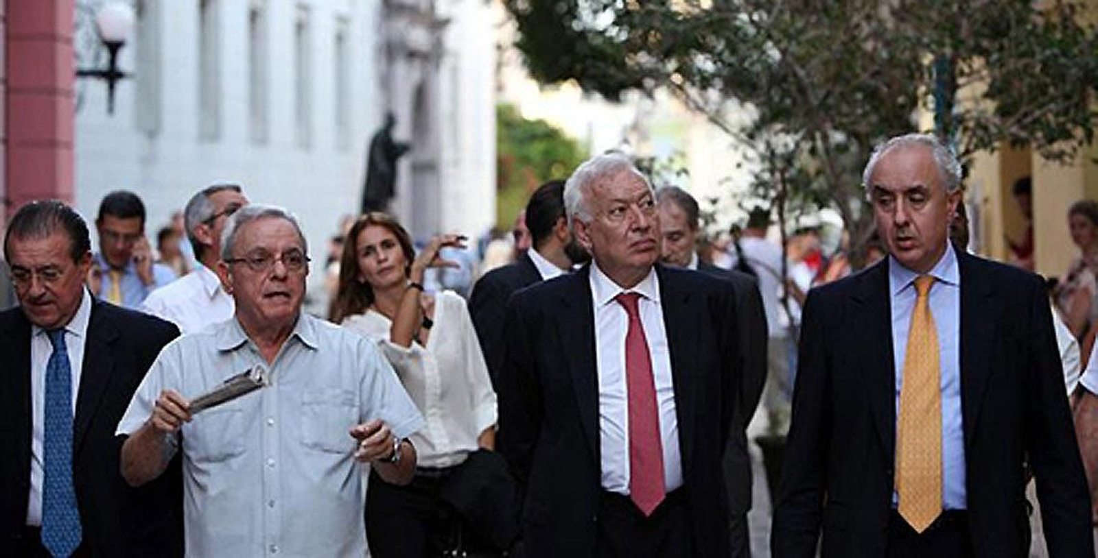 El ministro de Exteriores durante su visita a la isla de Cuba.