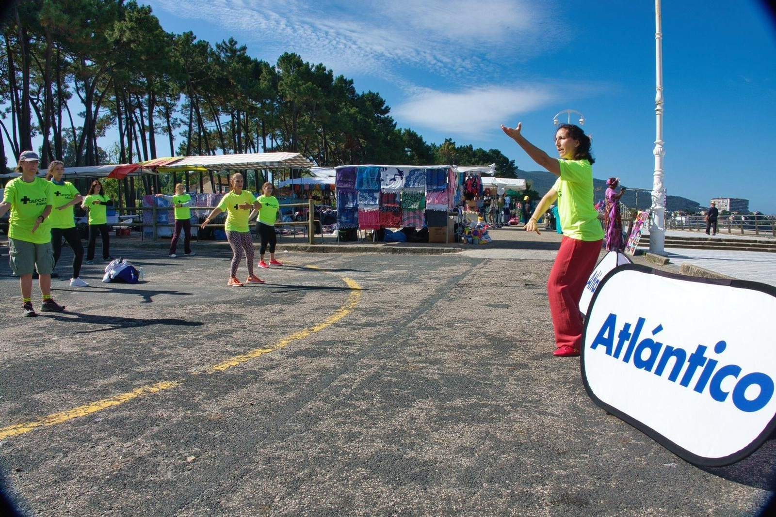 Sesión de taichí de +Deporte Atlántico en Samil.