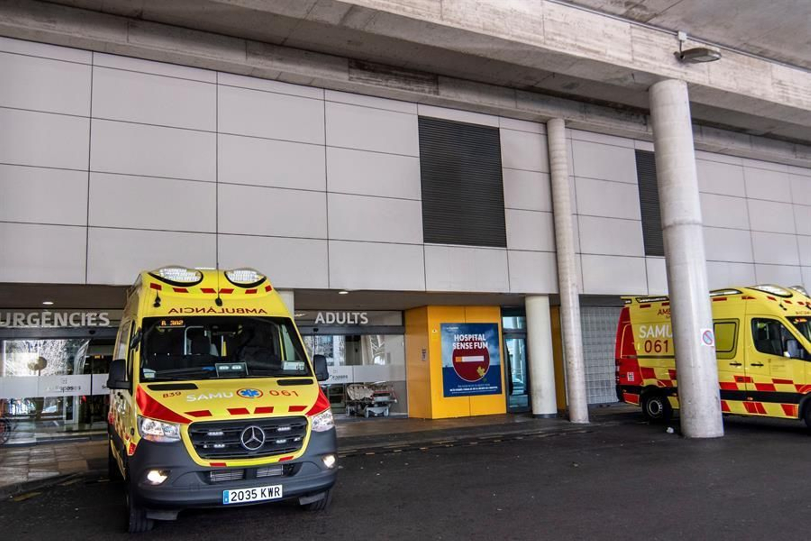 El Hospital de Son Espases, donde se encuentran ingresados, en aislamiento, cuatro miembros de una familia británica por posible caso de coronavirus, en Palma de Mallorca