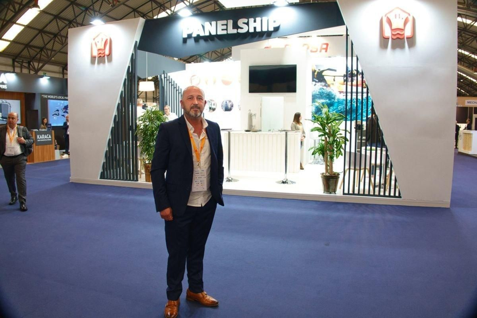 Gonzalo Román, director general de Panelship, en la feria.