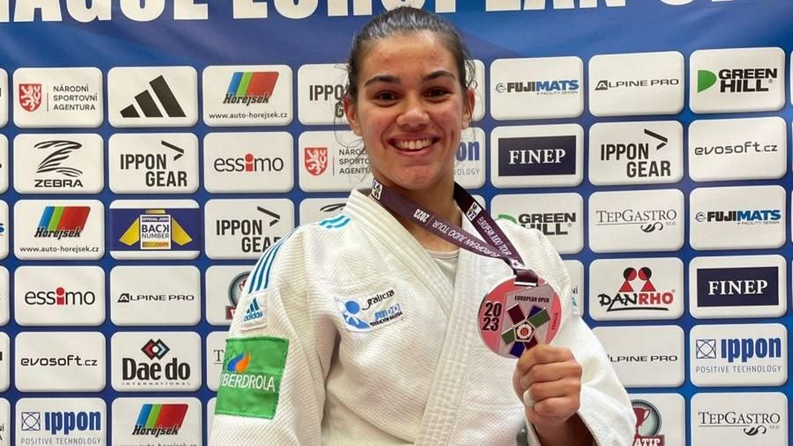 Laura Vázquez obtuvo la medalla de plata en el European Open de Praga.