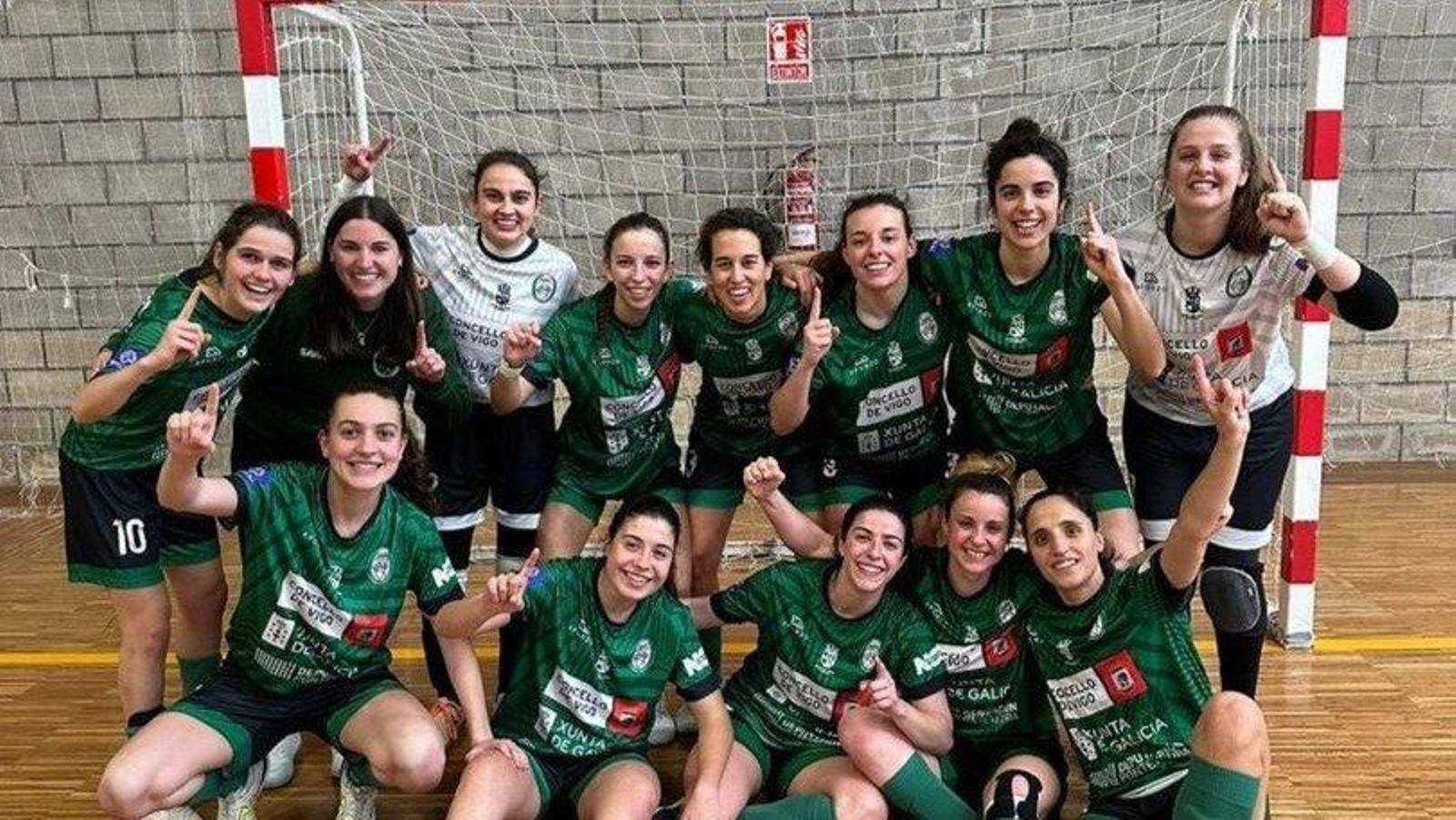 El Bembrive vigués se proclamó ayer campeón del grupo 1 de Segunda División.