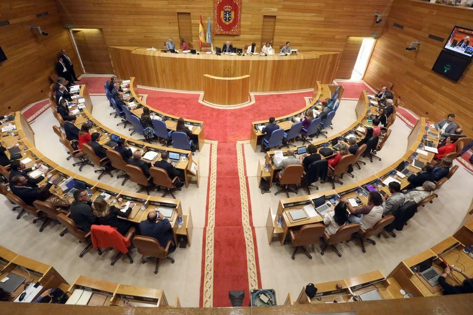 El PPdeG retendrá la mayoría absoluta en el Pazo do Hórreo, según la encuesta del CIS.