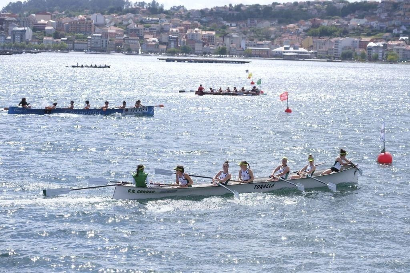 Coruxo, en primer plano, se quedó ayer fuera de la final femenina.