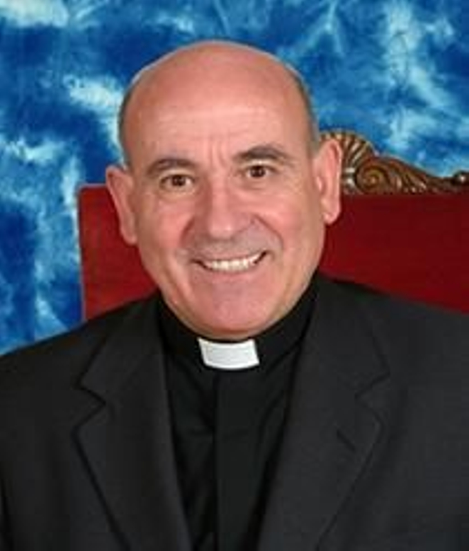 Vicente Jiménez, obispo de Santander.