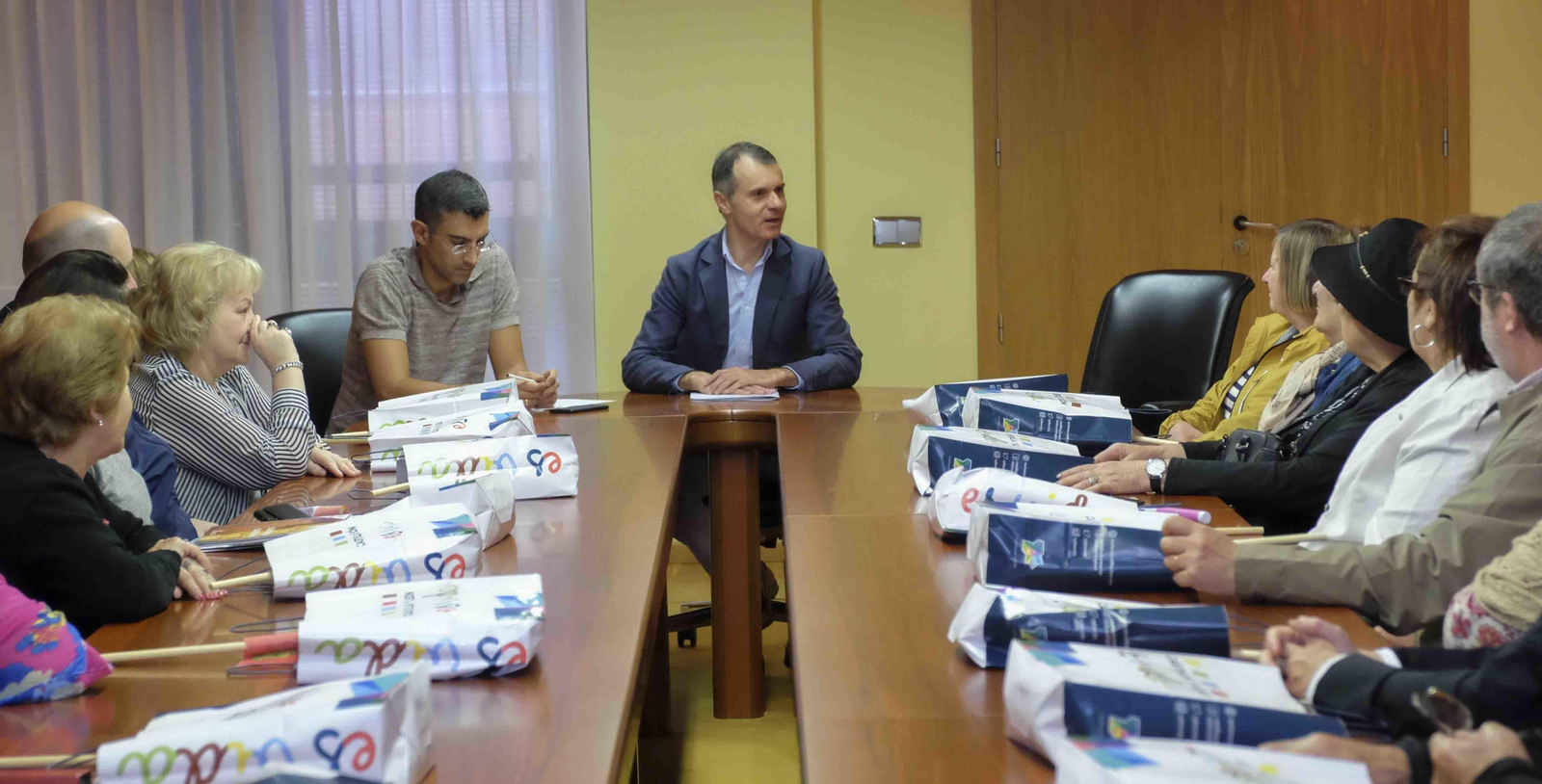 Herrero, recibió a los participantes del programa que organiza la Federación de Sociedades Castellanas y Leonesas en Argentina.